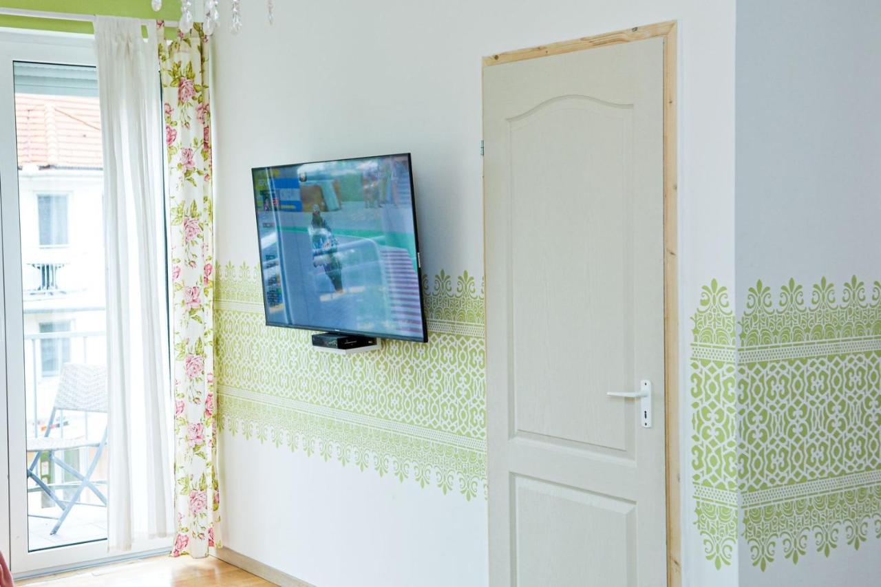 Romantic Apartman Hajduszoboszlo Ngoại thất bức ảnh
